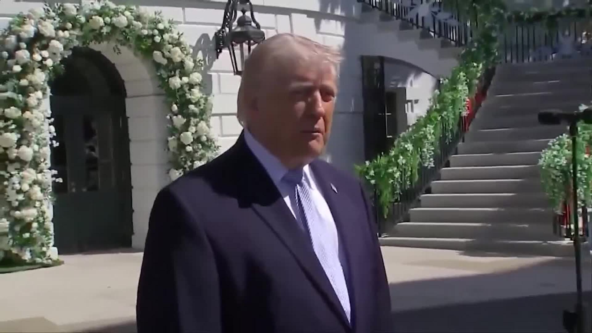 Trump confirma la llegada este próximo lunes de los negociadores de EEUU a Pakistán