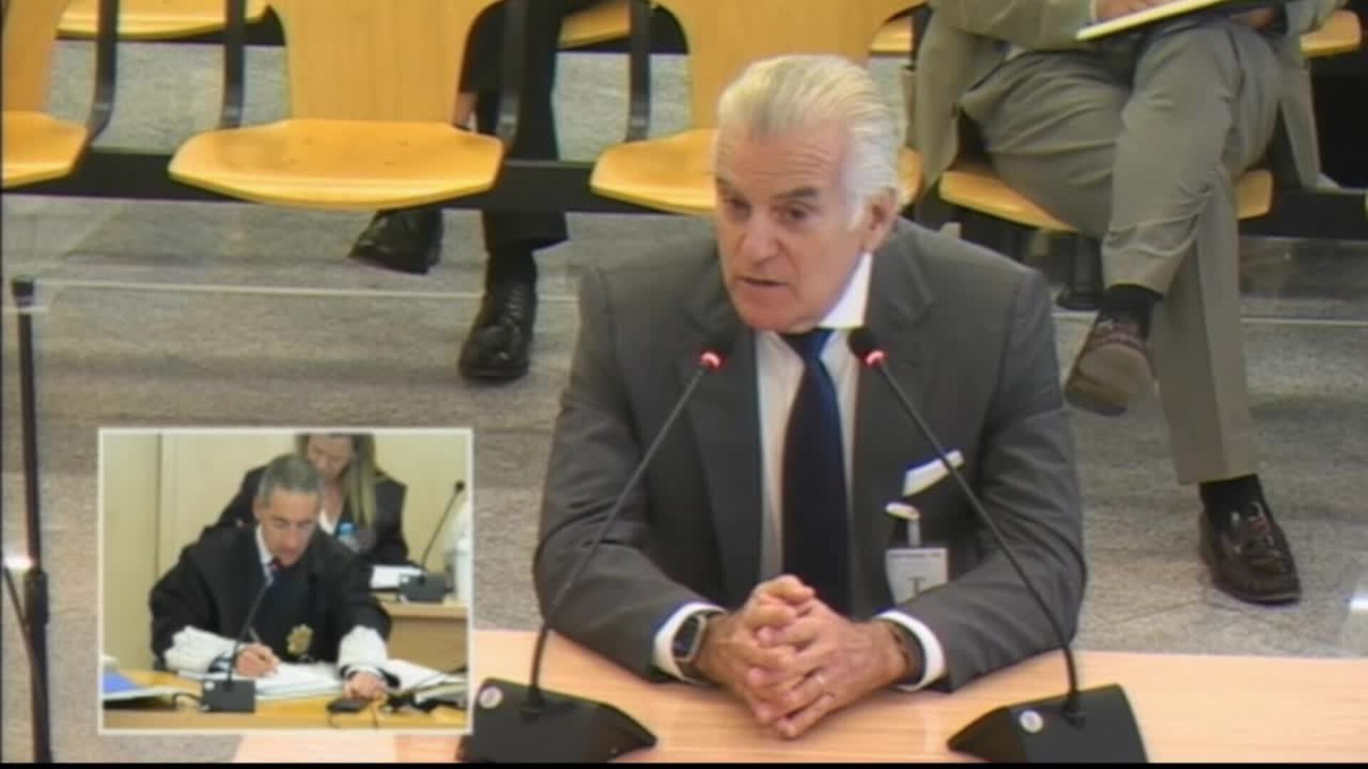 Bárcenas asegura que su chófer tenía "acceso permanente" a su teléfono