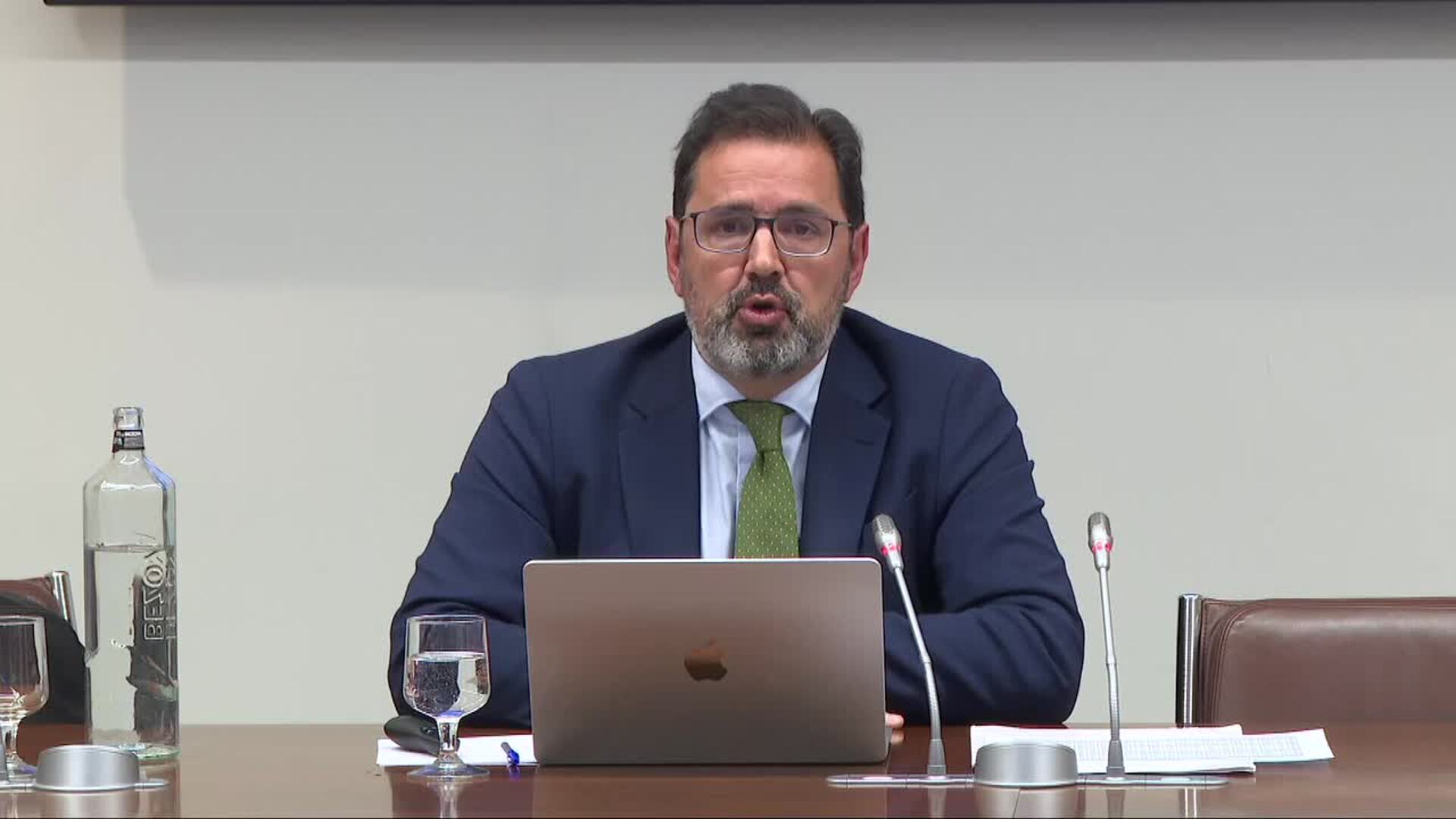 ALA cree que el queroseno está "garantizado" en España y recomienda reservar billetes