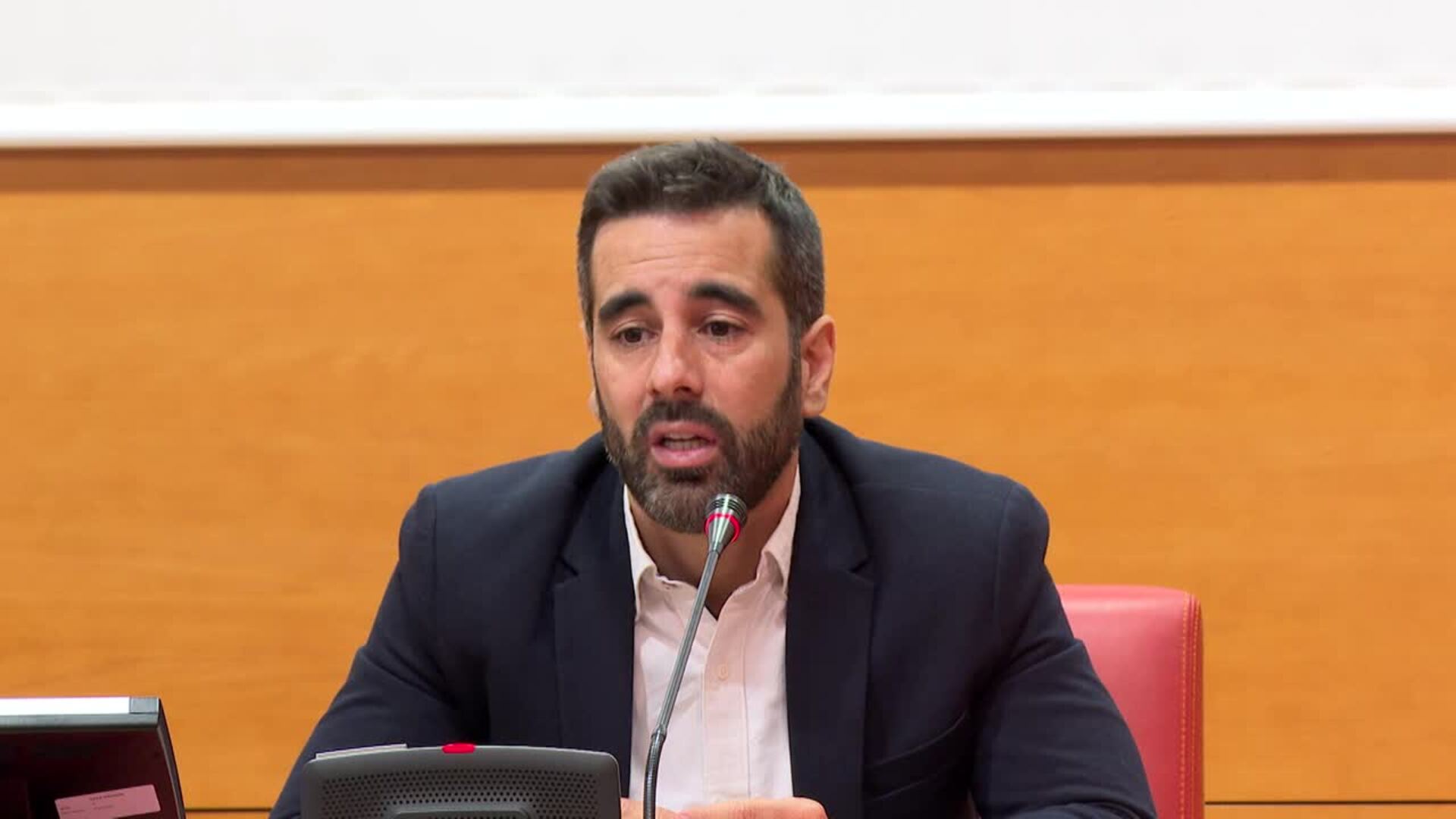 PSPV-PSOE señala que el diputado del PP se "extralimitó" para llegar a una "presión inasumible"
