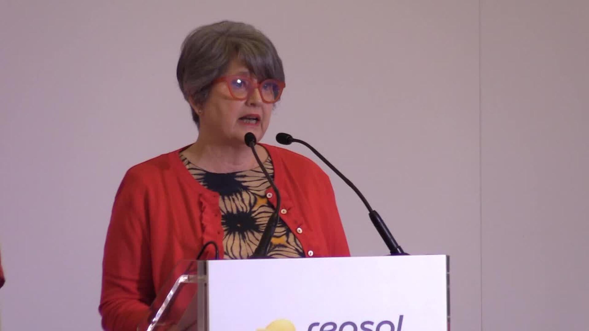 Brufau destaca la importancia de la valorización de los residuos