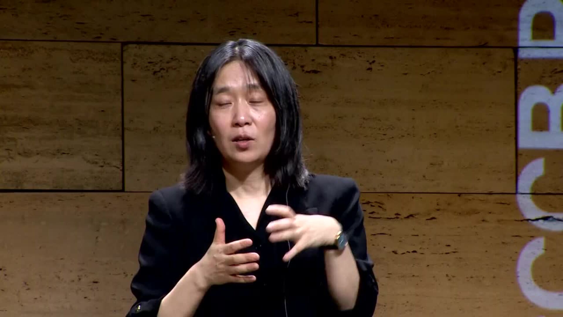 Han Kang: "La literatura y el arte están siempre de parte de la vida"
