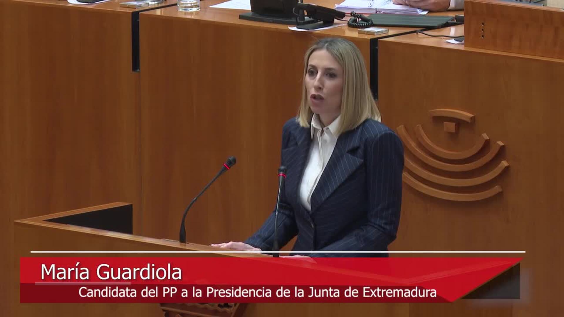 María Guardiola es investida presidenta de la Junta de Extremadura con el apoyo de PP y Vox