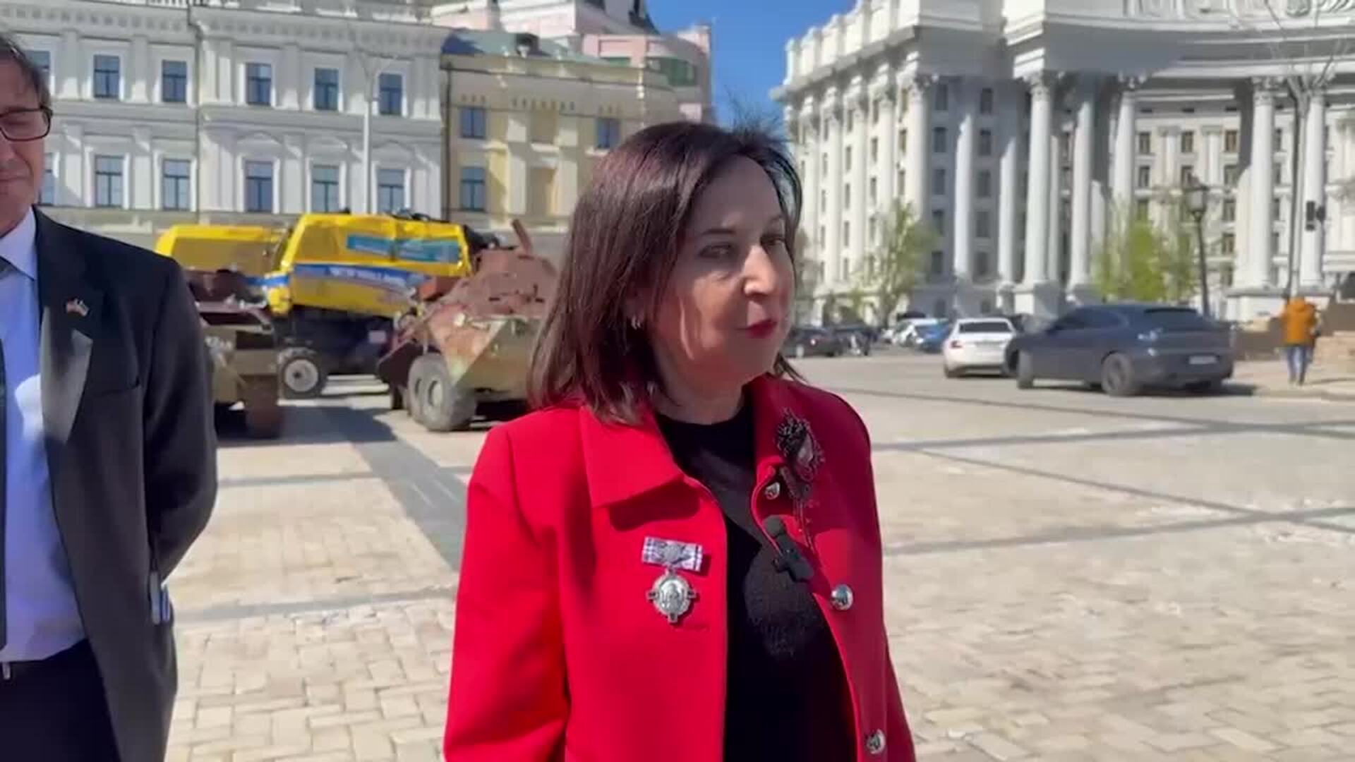 Robles traslada la "solidaridad de España" para con Ucrania