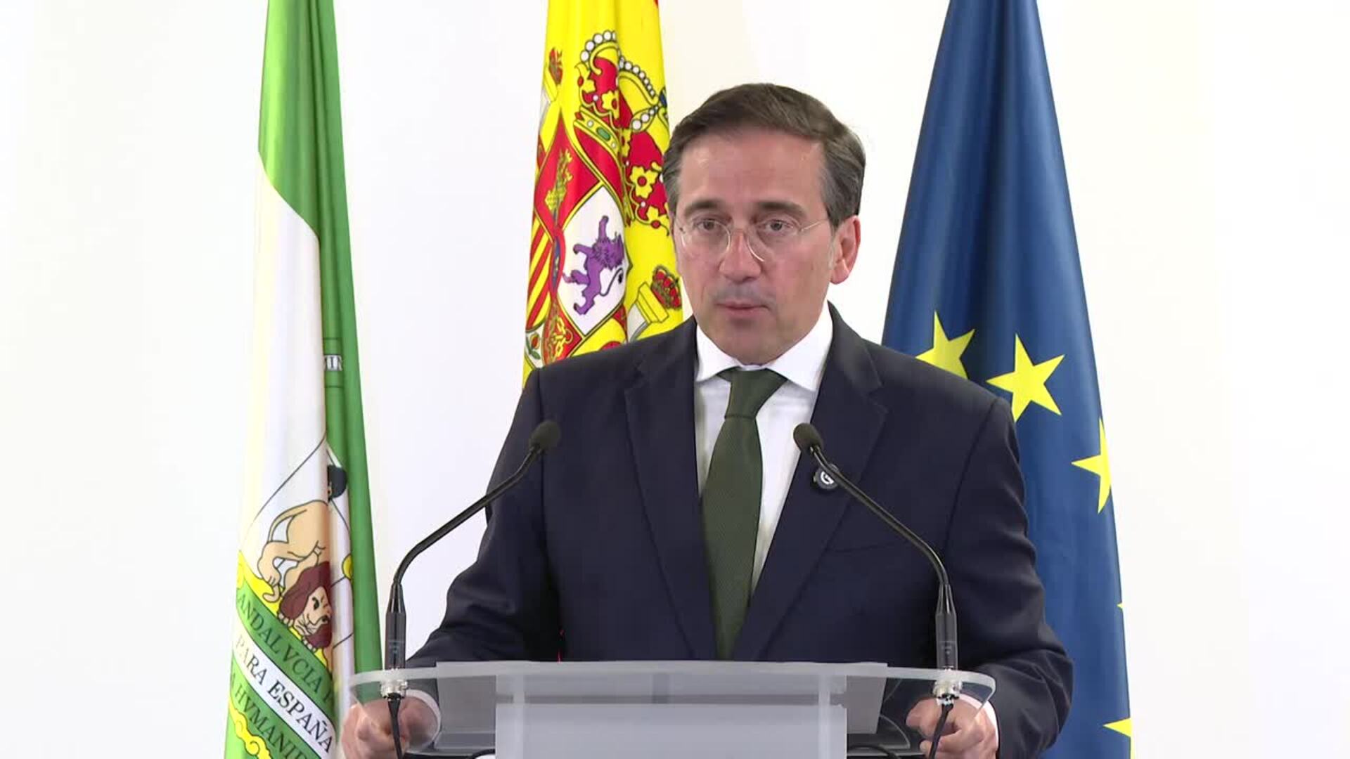 Albares busca un nuevo modelo con Gibraltar y "normalizar" los encuentros con Picardo