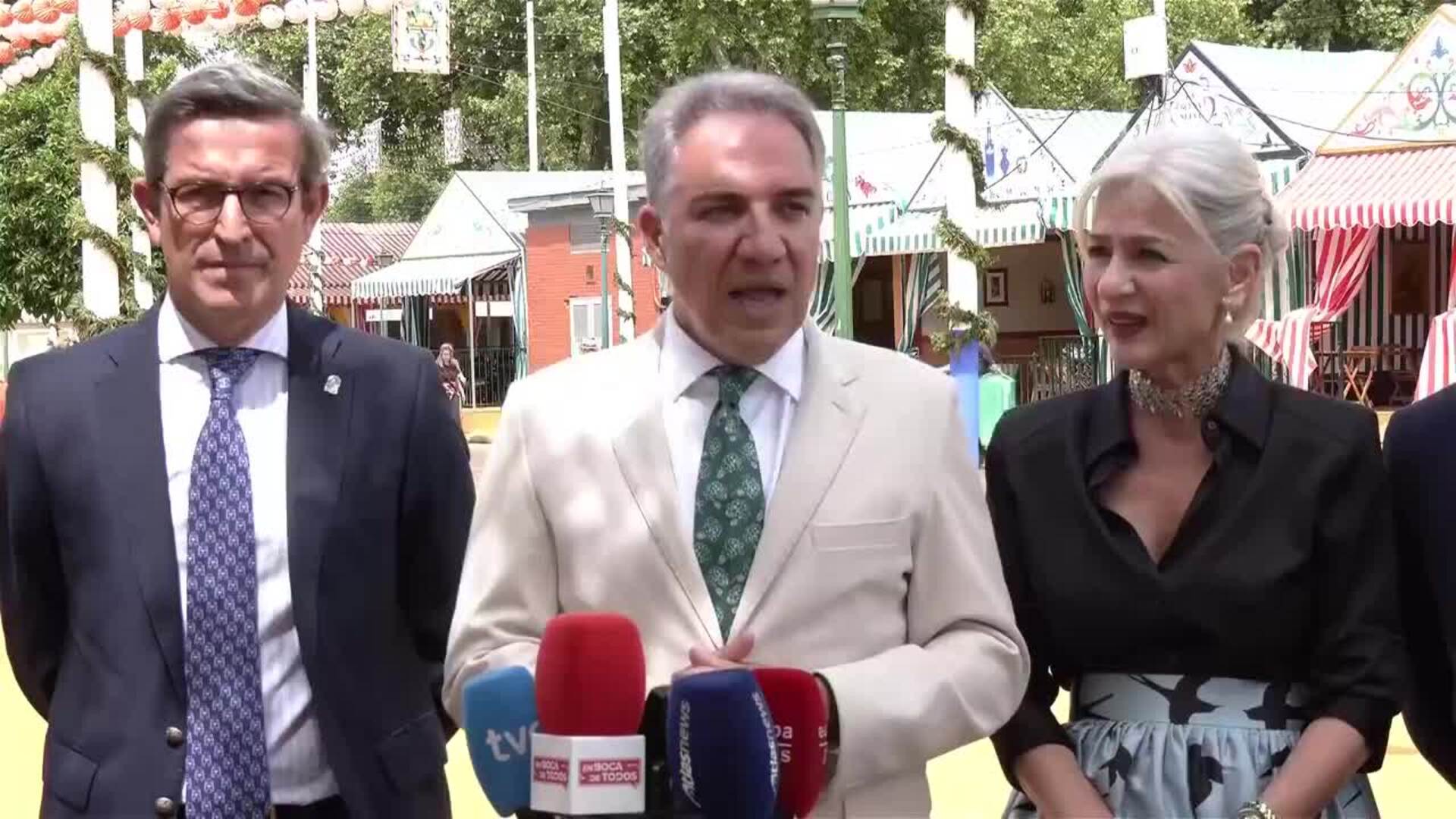 Bendodo defiende la gestión de Moreno frente al "paralelismo" de Montero con Sánchez