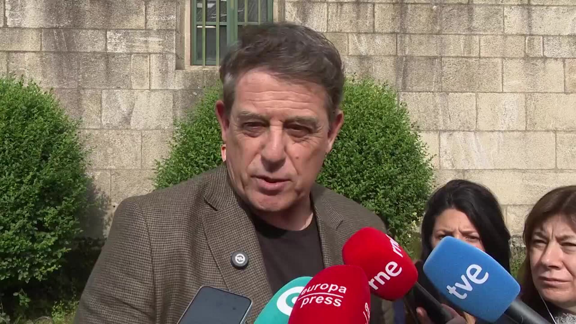 Besteiro asegura que los vecinos de Lugo "harán pagar" al PP la "compraventa vergonzosa"