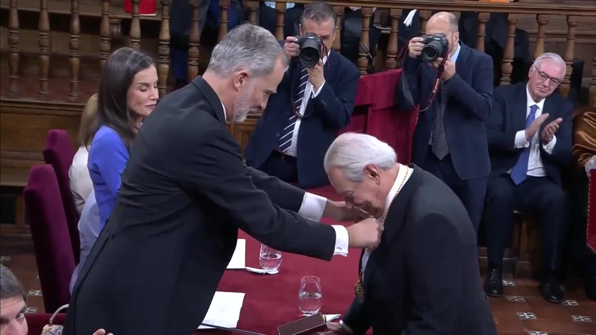 Gonzalo Celorio recibe el Premio Cervantes 2025, así ha sido la ceremonia