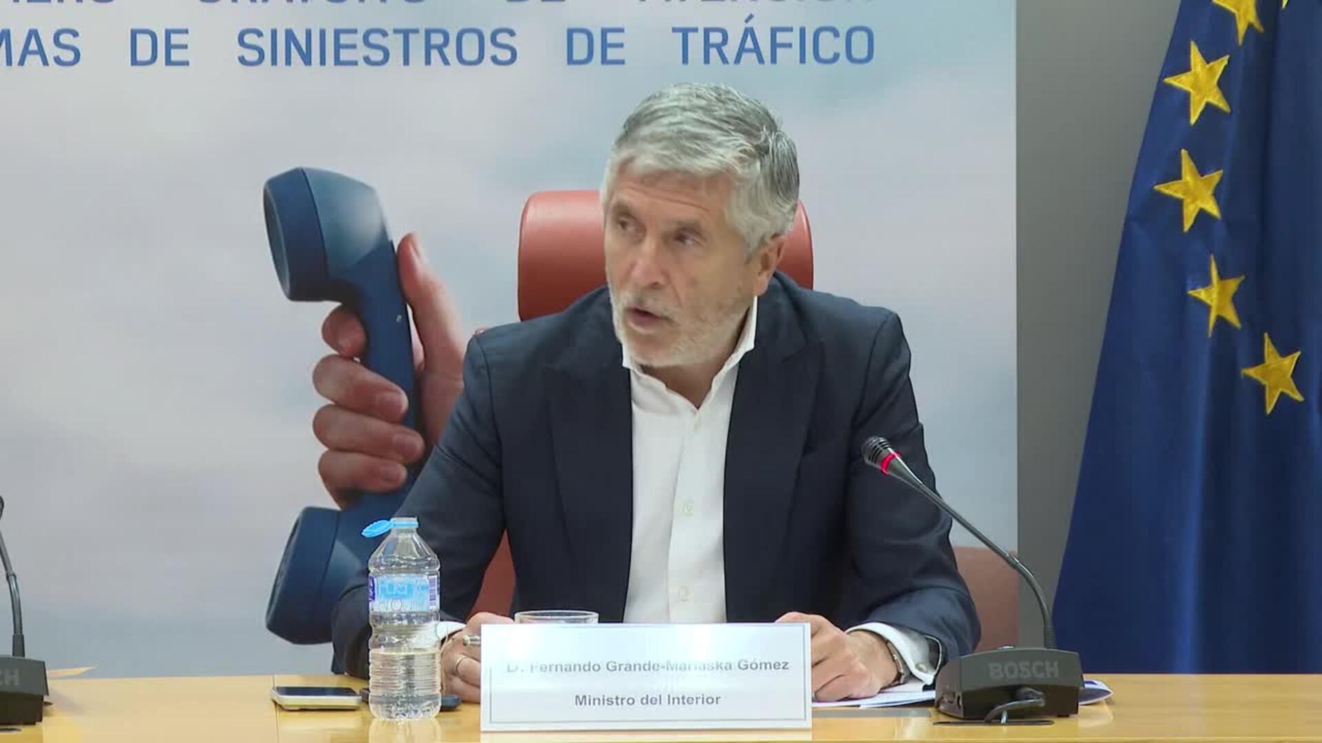 Interior lanza el teléfono 018 para víctimas de tráfico: "Es un servicio clave"