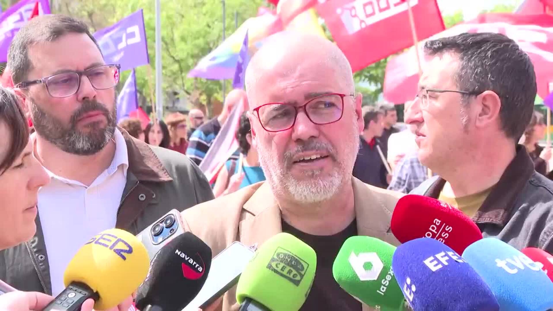 Sordo (CCOO) pide "más recursos" ante los "colapsos" en la regularización.