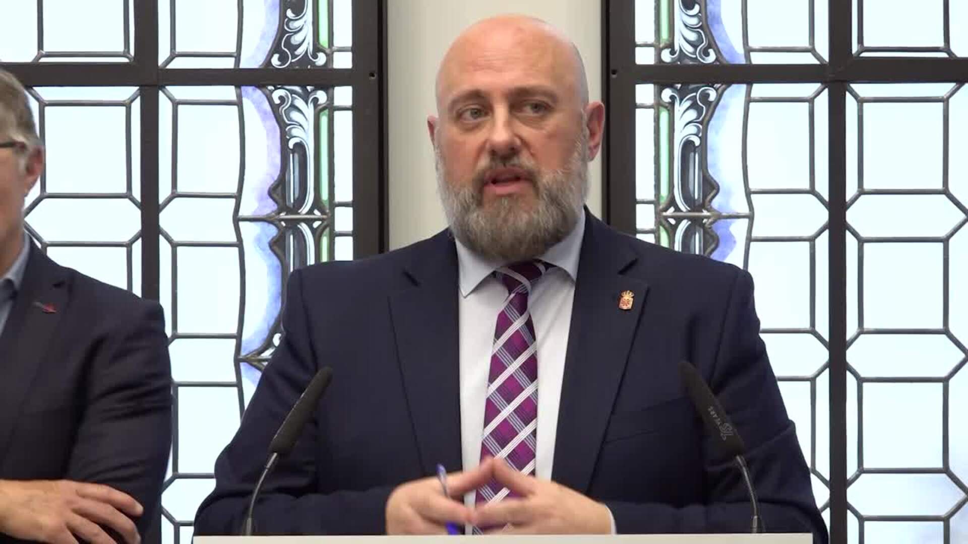 Arasti: "Esta sociedad tiene la puerta abierta a nuevos compañeros de viaje"