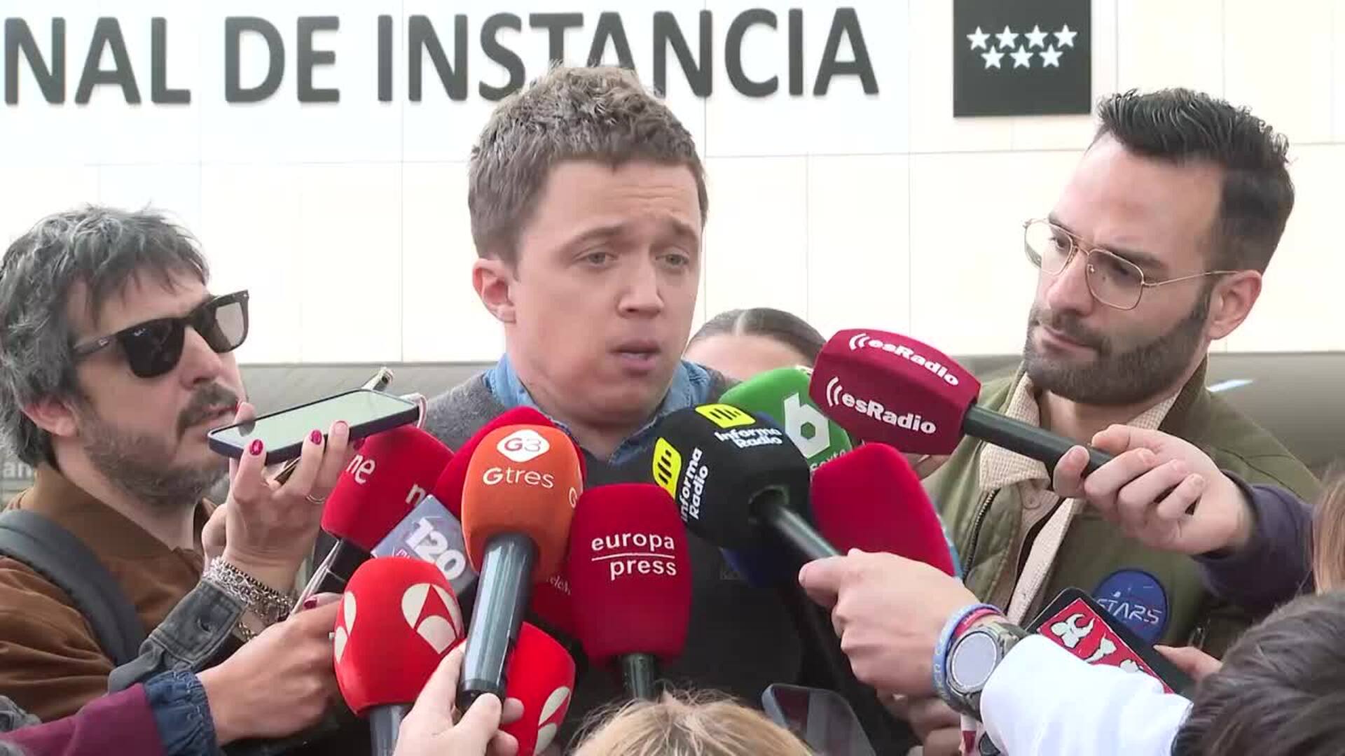 Errejón pide que la justicia haga a Mouliaá "responder por tantas mentiras y difamaciones"