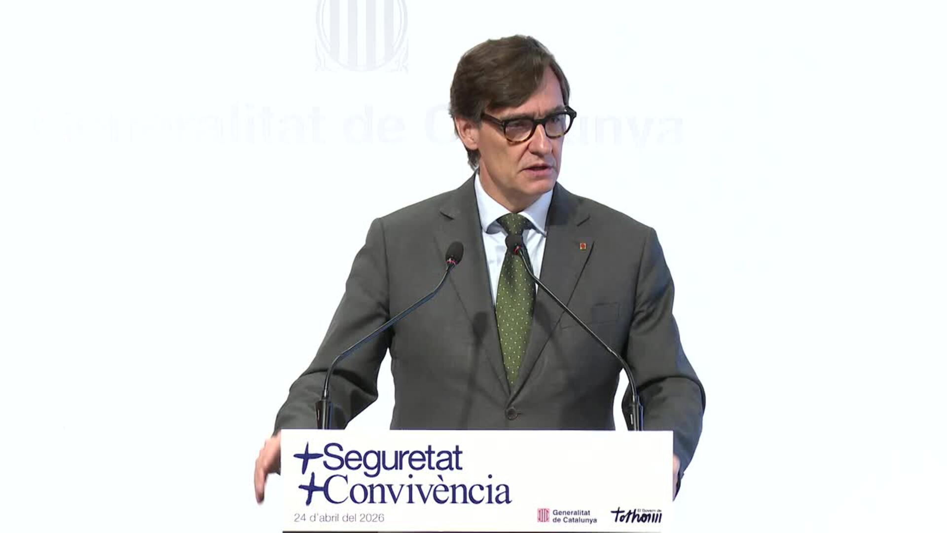 Illa sobre la 'prioridad nacional' de PP y Vox: Perjudica "la convivencia y la seguridad"