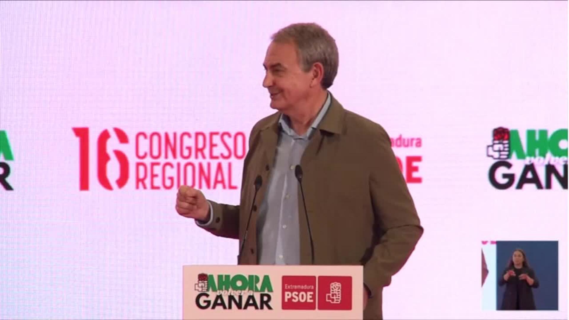 Zapatero reafirma que la prioridad nacional "no es compatible con la legalidad"