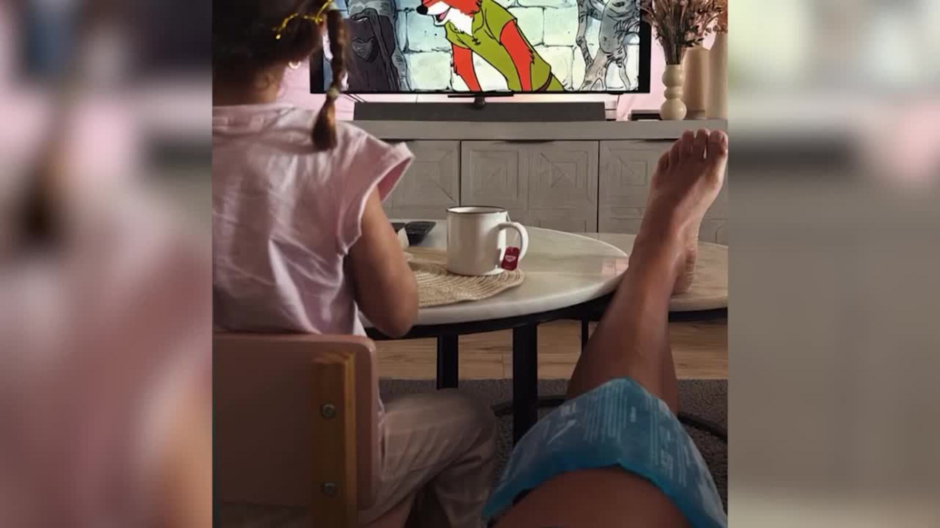 Jaime Astrain recupera el tiempo perdido con su hija y su pareja, Lidia Torrent