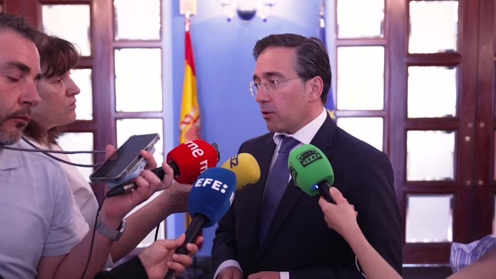 Albares no cree que "ayude en nada a la negociación" levantar sanciones a Irán en este momento