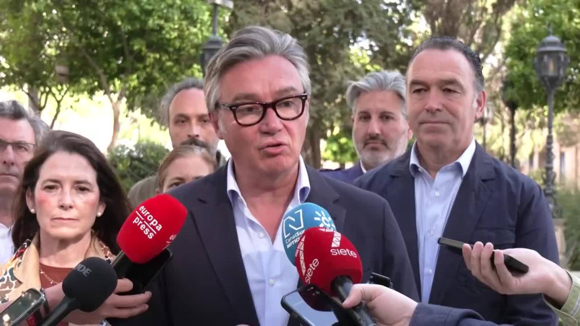 Más de 500 médicos abandonan Andalucía anualmente, denuncia Gavira