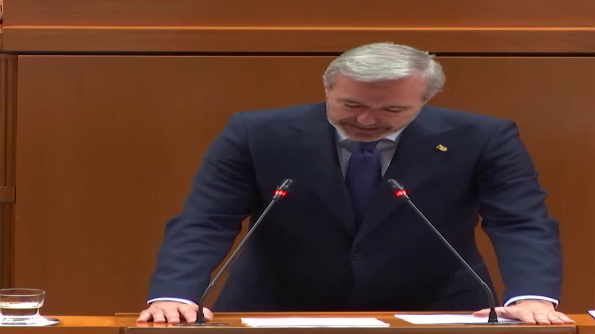 Azcón dice que la prioridad nacional es "fácil de entender" y la vincula al arraigo