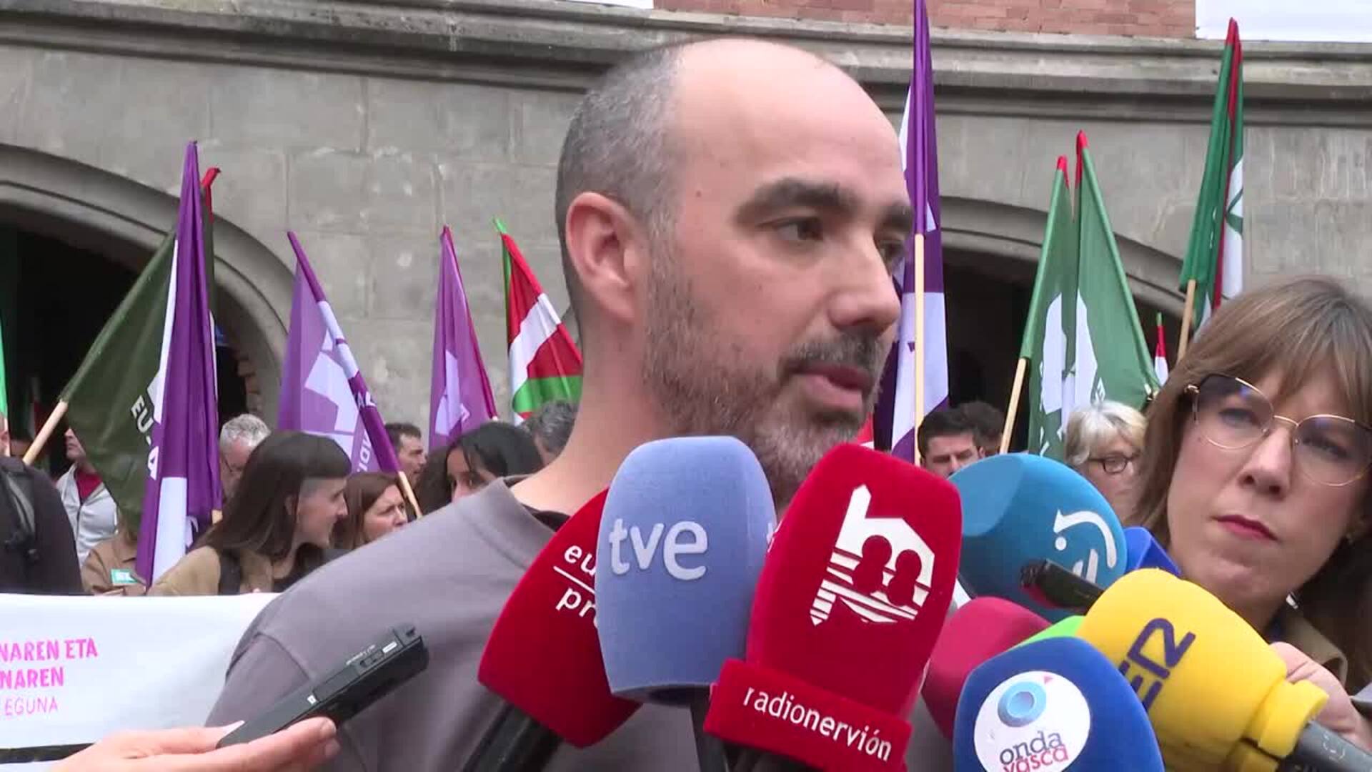 ELA insta a la patronal a que, si le "preocupa realmente el absentismo", aumente el SMI