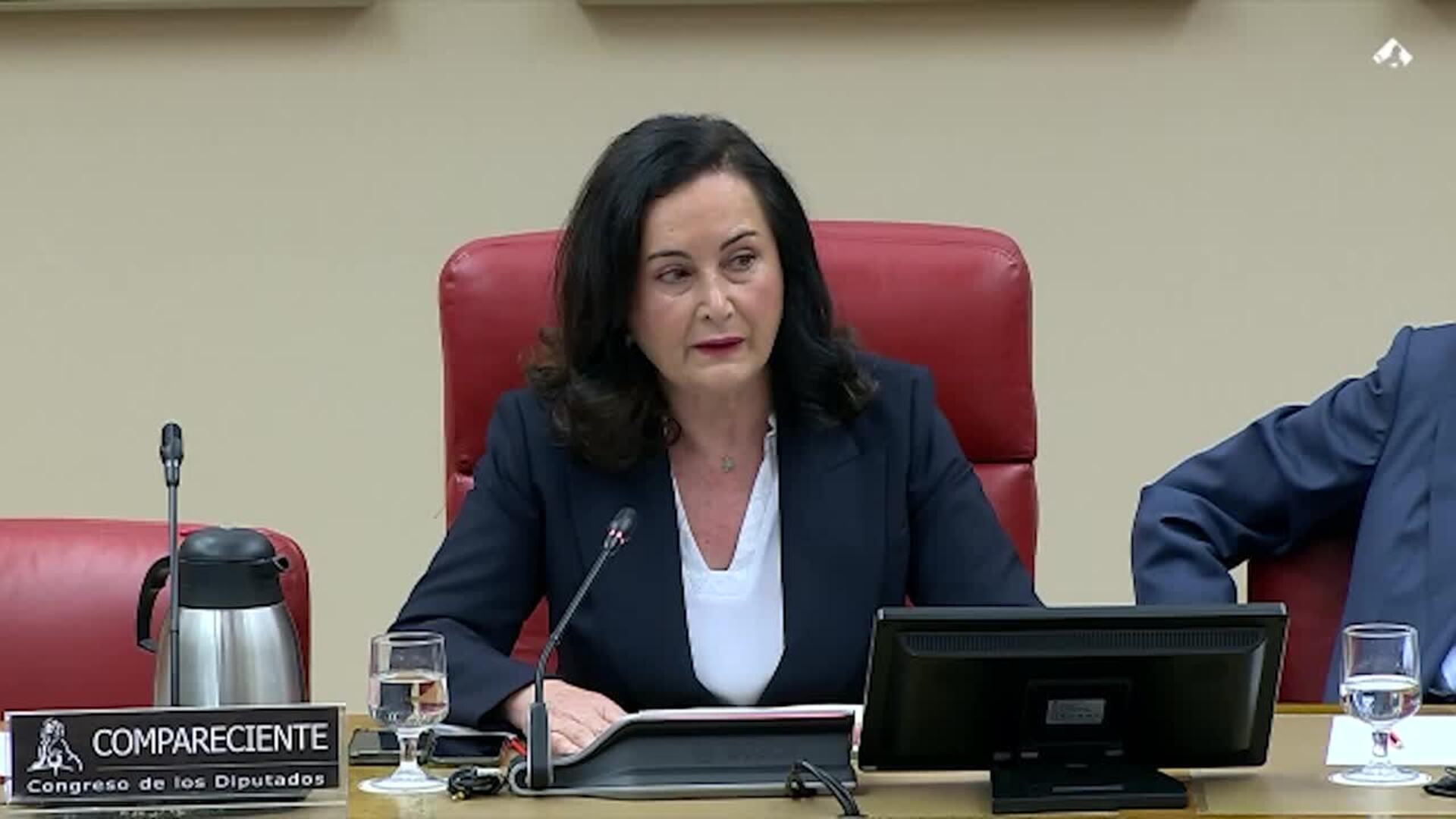 Moncloa y la SEPI no acuden al Congreso para informar de la salida de Escribano de Indra