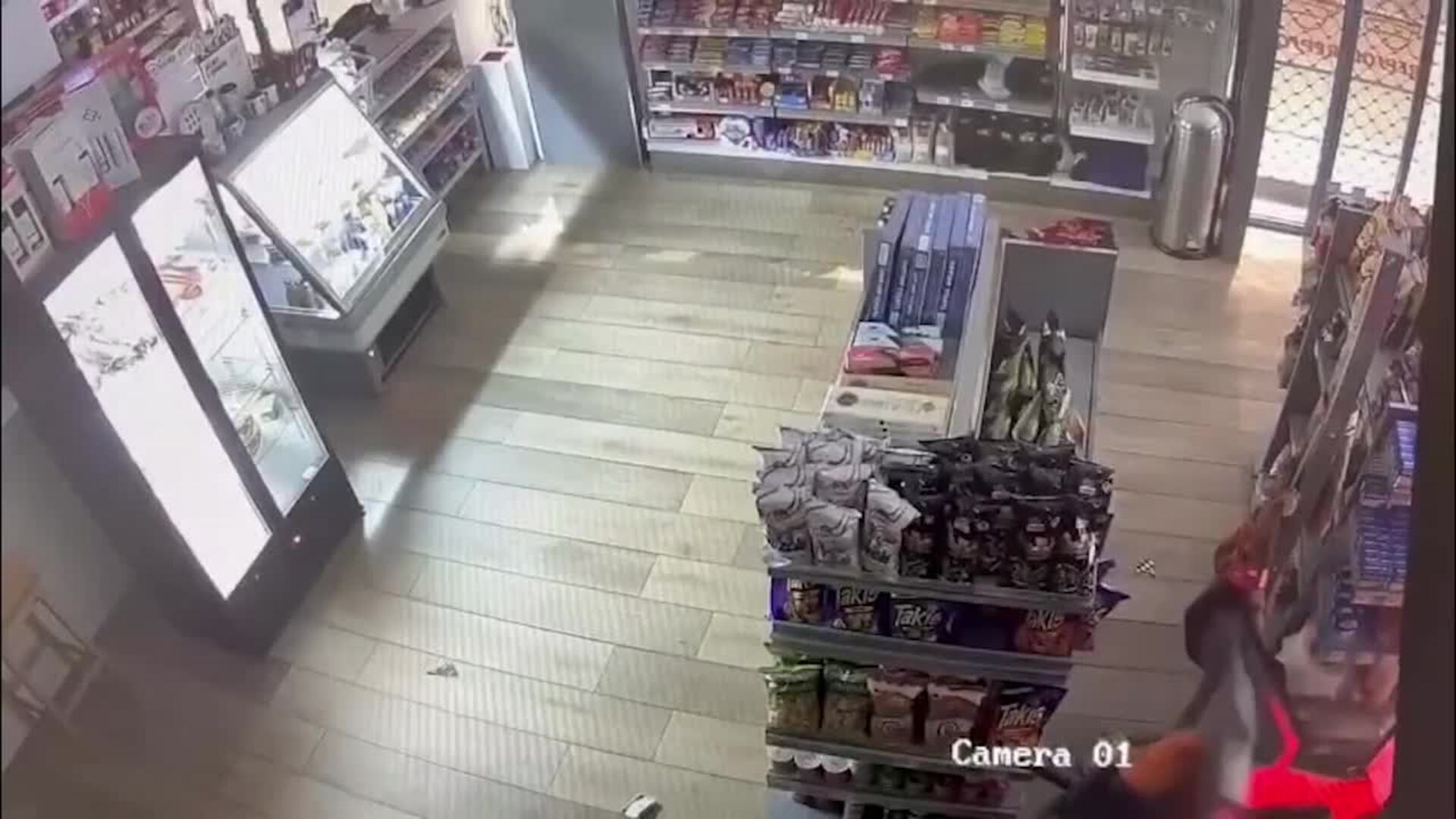 Detenidos siete miembros de un banda de robos de máquinas de tabaco y tragaperras en gasolinera