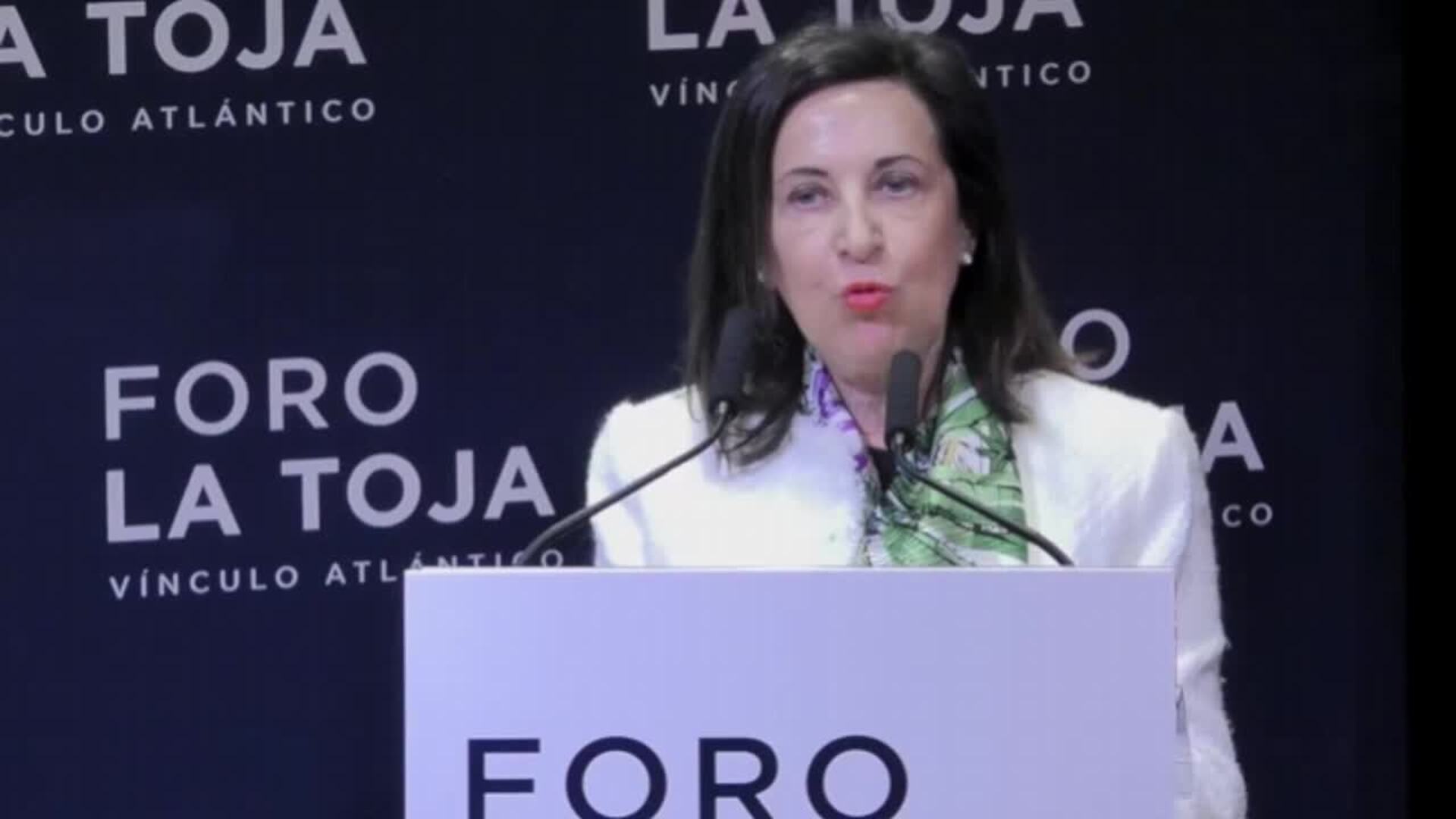 Robles defiende el vínculo transatlántico, pero pide una OTAN en la que EEUU "respete"