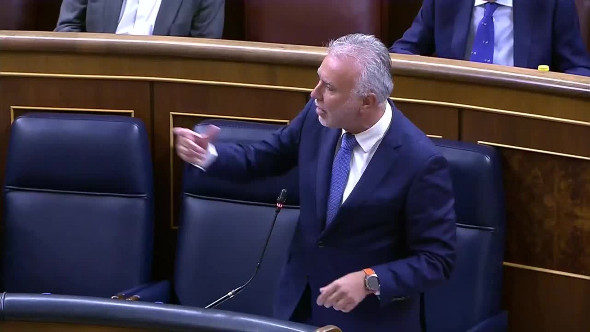 Torres, al PP: "Han protegido a un presidente autonómico que estaba de farra"