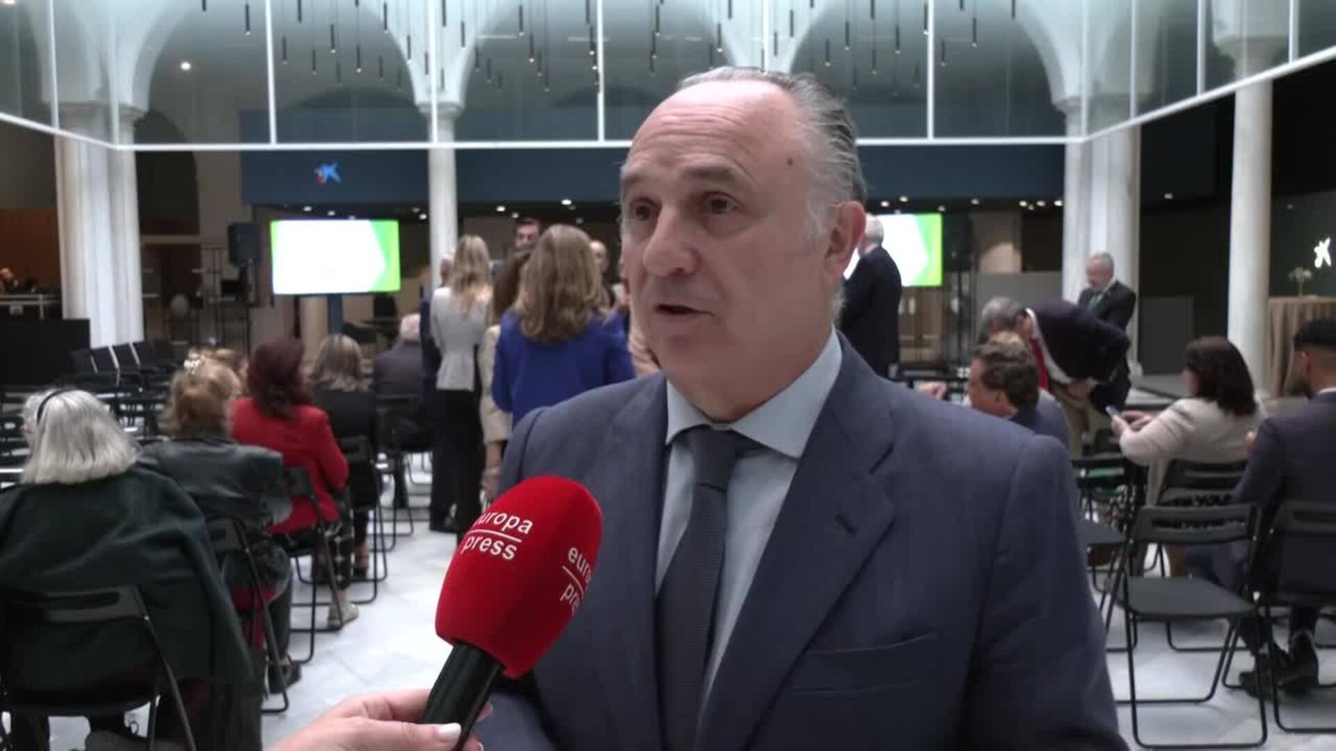 La Academia de Ciencias Sociales y CaixaBank premian la sostenibilidad en Andalucía