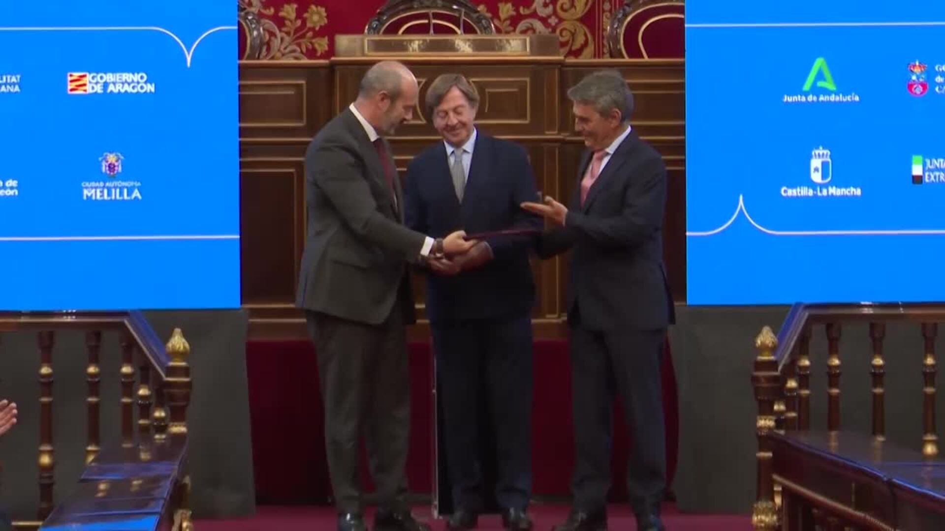 Curro Vázquez reconoce lo difícil que es el papel de Tana Rivera como novia de Roca Rey