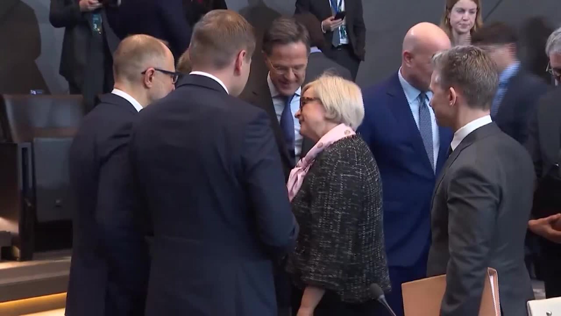 La OTAN y Alemania piden más defensa europea ante la retirada de tropas de Estados Unidos