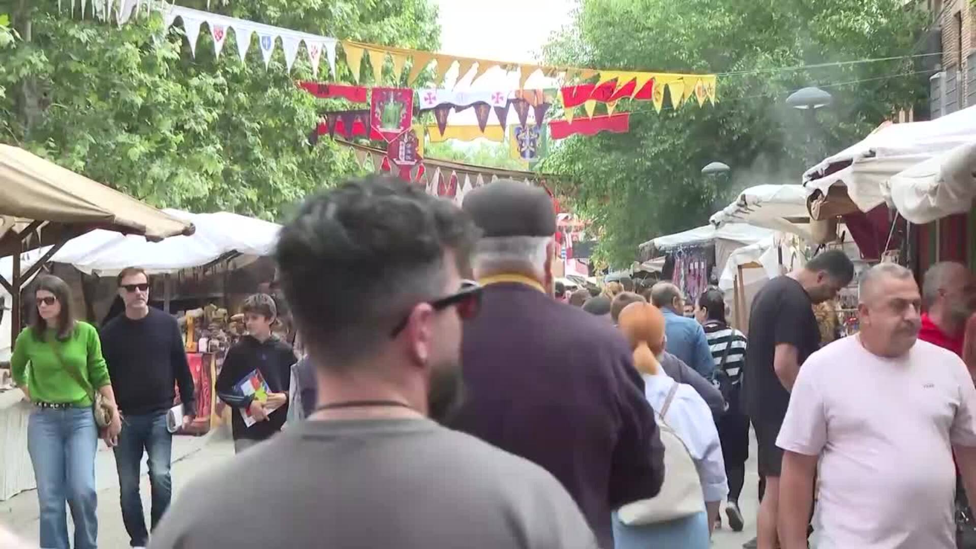 La Feria Medieval El Álamo bate su récord histórico con más de 400 puestos