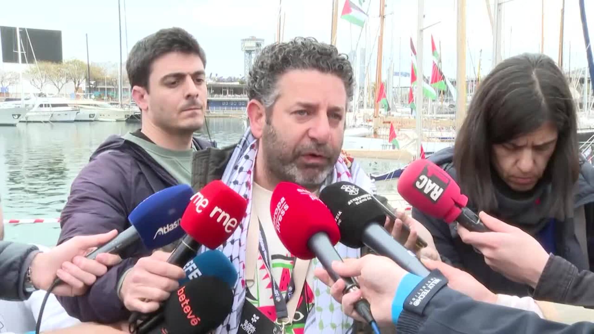 Un tribunal israelí extiende hasta el martes la detención de los activistas de la Flotilla