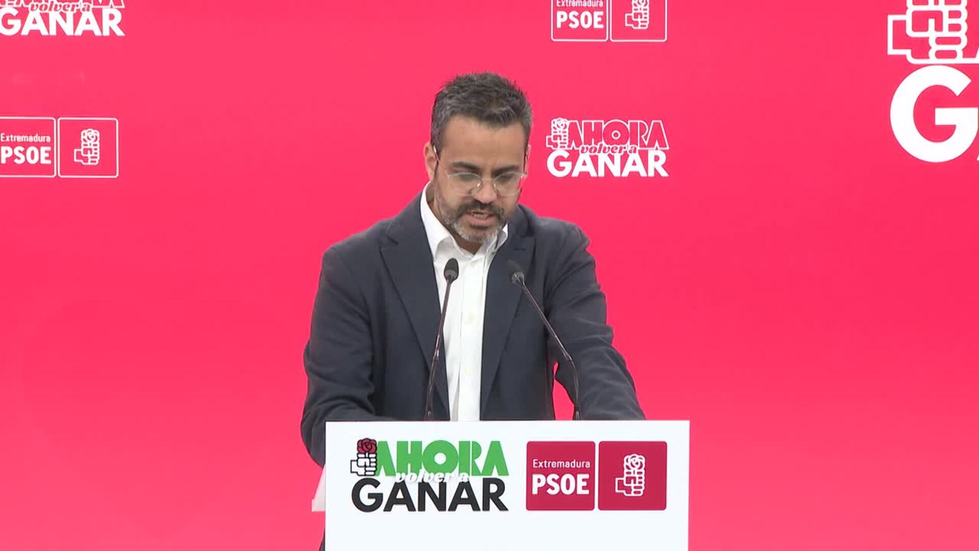 Sánchez Cotrina será el presidente del Grupo Socialista en la Asamblea y Gil Rosiña la portavoz