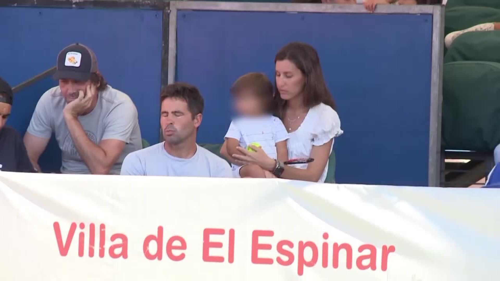 Ana Boyer y Fernando Verdasco abandonan el hospital tras el nacimiento de su primera hija