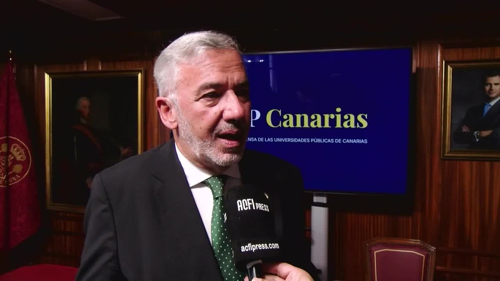 Catedrático recuerda la obligación de España de atender al crucero si así lo determina la OMS