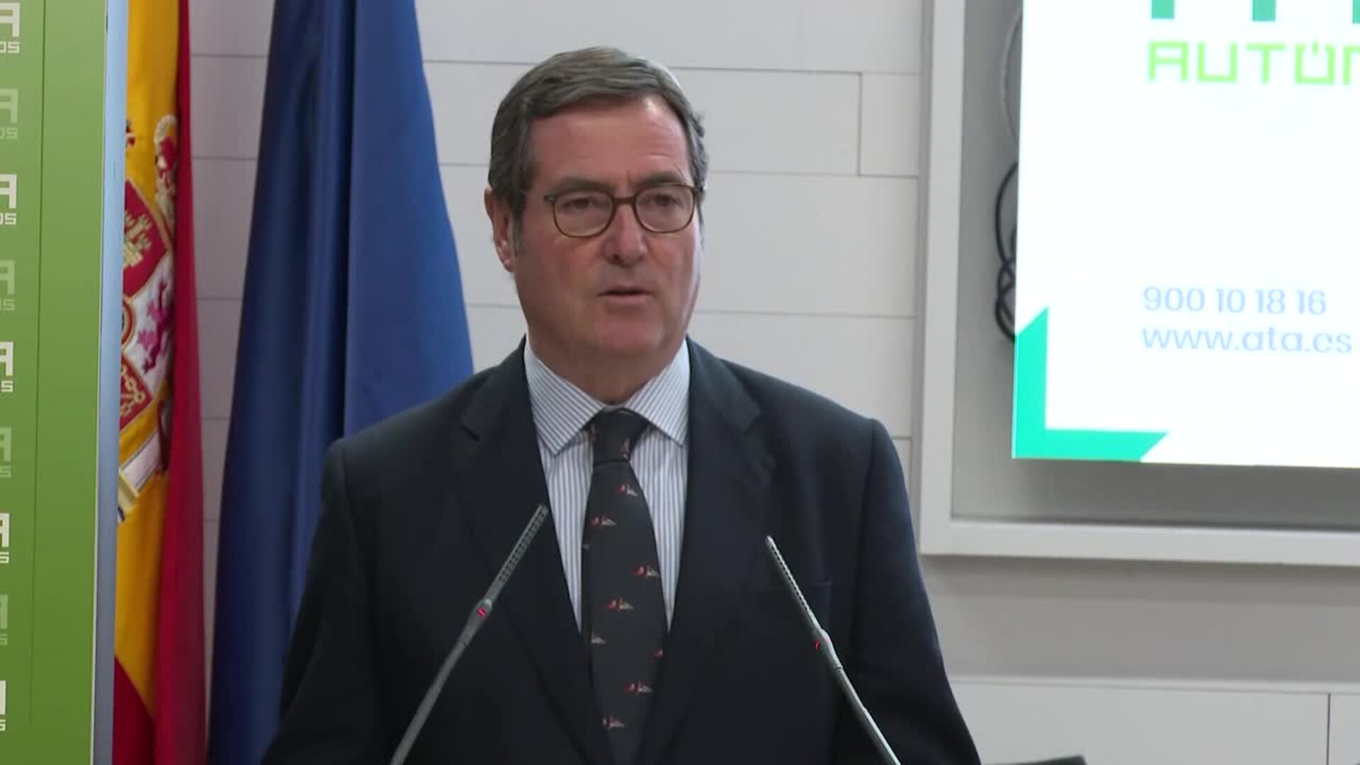 Garamendi ve "sorprendente" que con más empleo se esté gastando "más que nunca" en desempleo