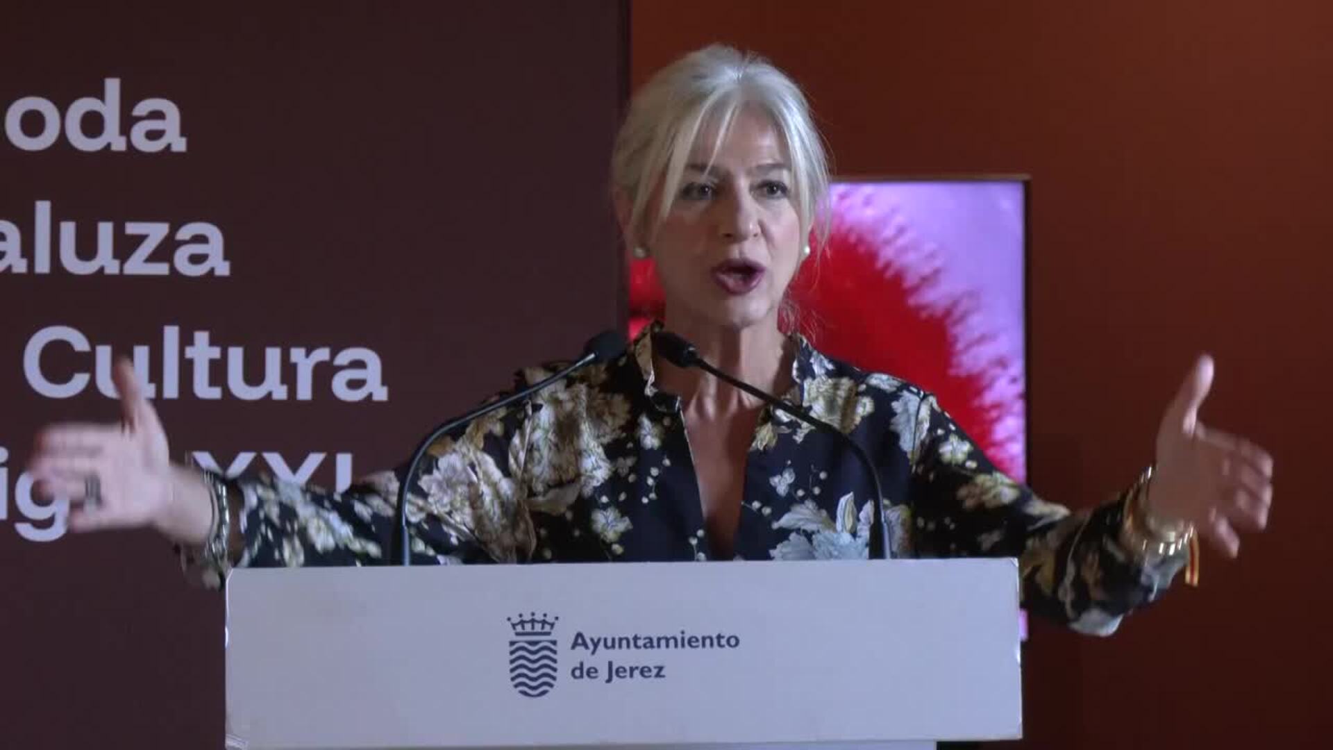 Jerez acoge hasta junio la exposición 'Lux', dedicada a la moda andaluza en el siglo XXI