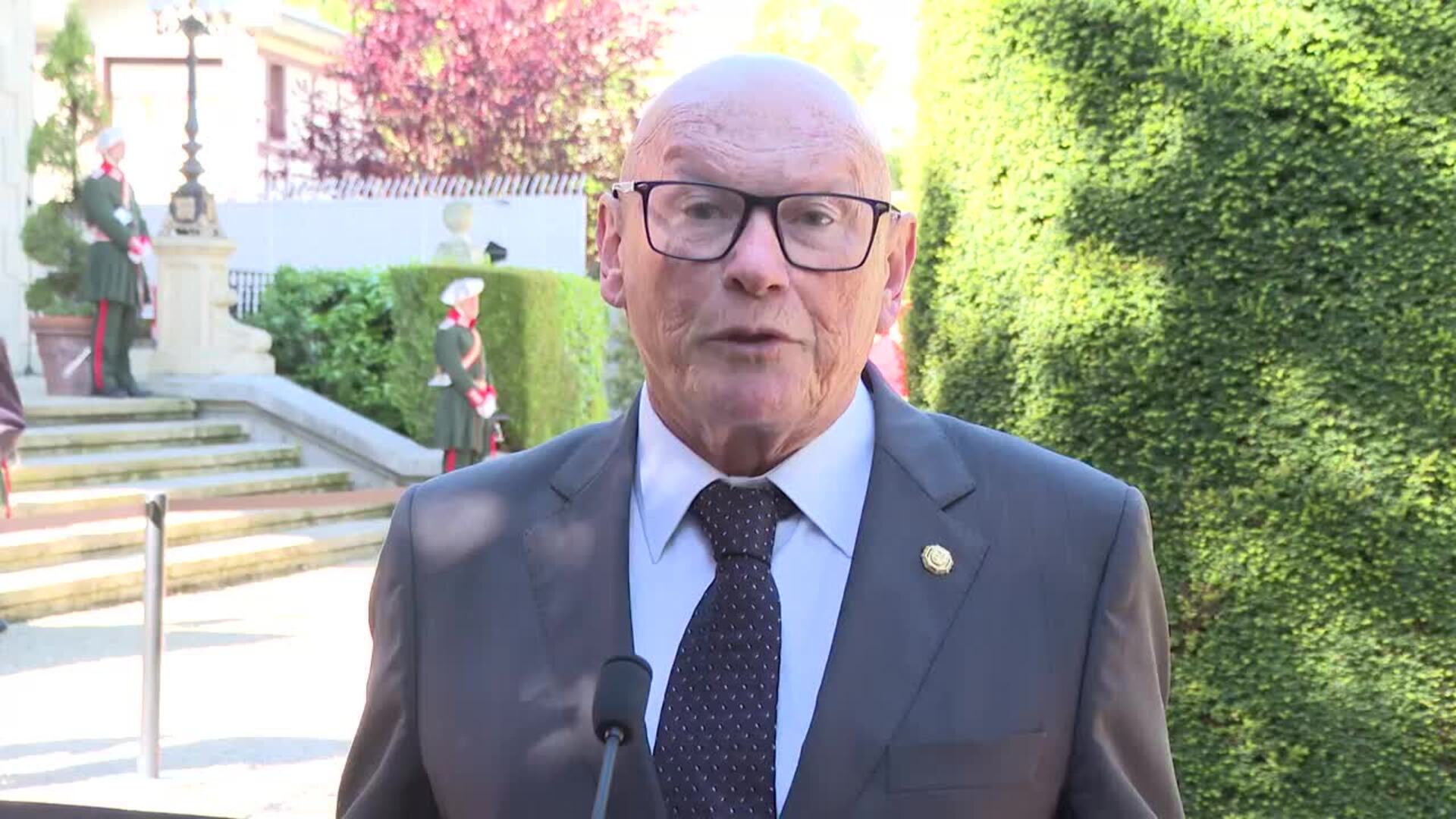 Ibarretxe dice que Garaikoetxea fue un "lehendakari con mayúsculas"