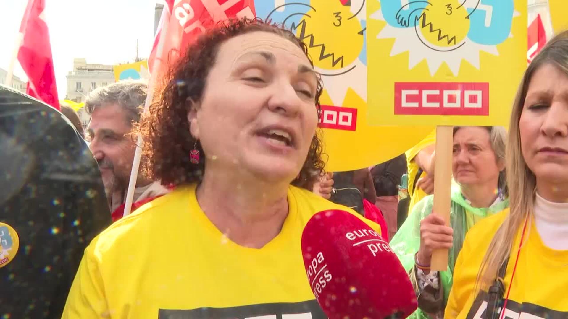 Educadoras infantiles se concentran por toda España ante la "precariedad" en 0-3 años