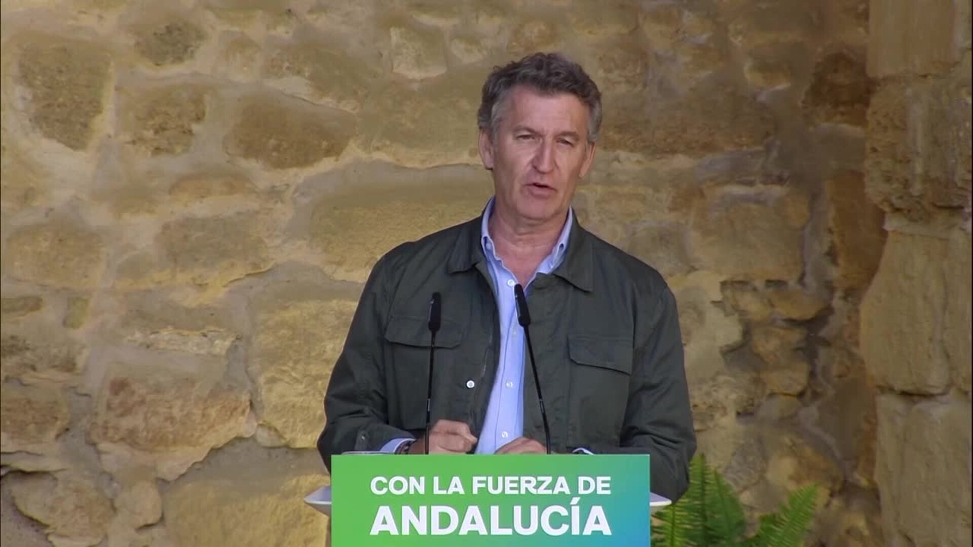 Feijóo acusa al Gobierno de "generar confusión" y pide saber los expertos que avalan decisiones