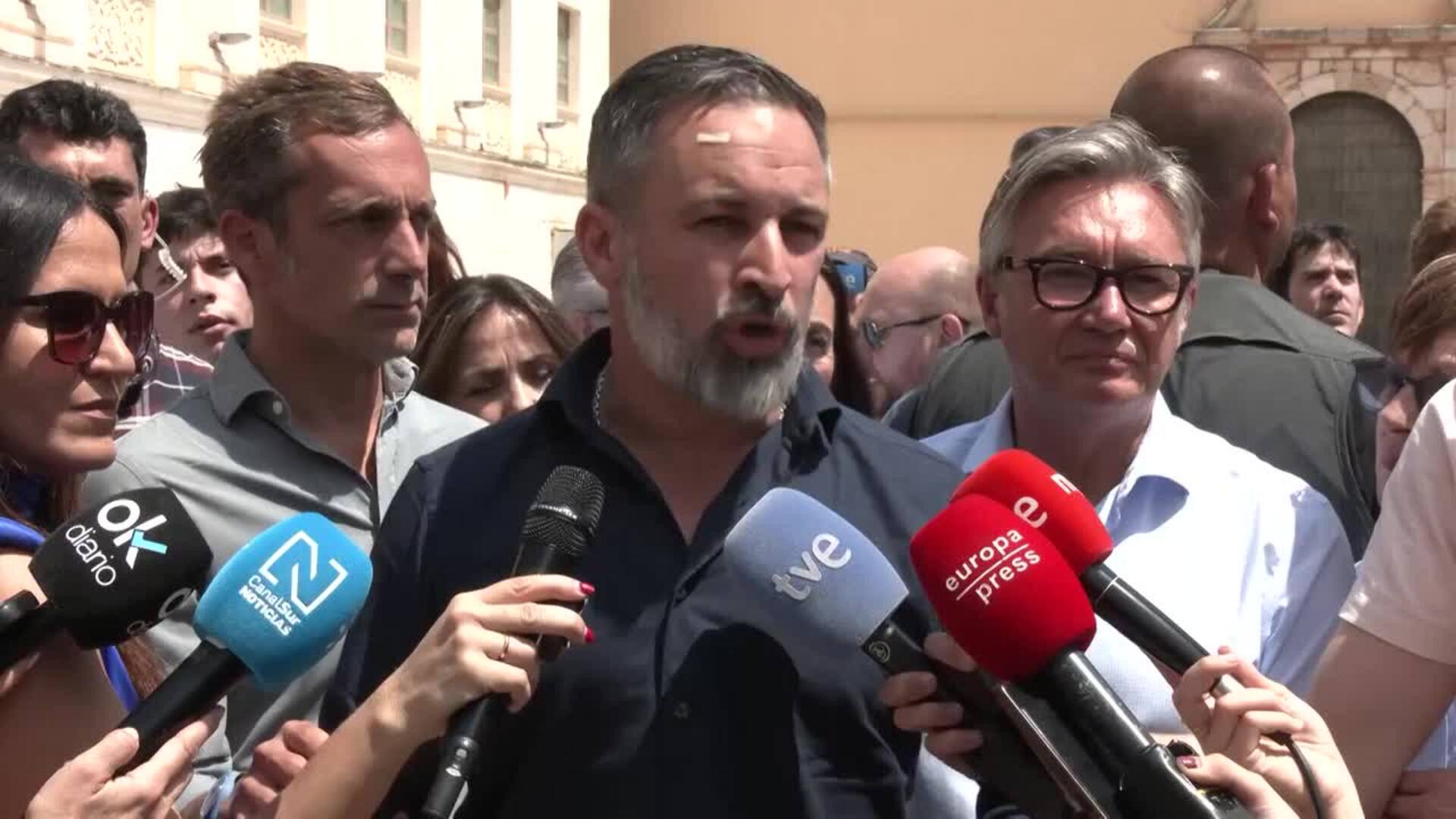 Abascal acusa al Gobierno de "ocultar información" sobre el brote de Hantavirus