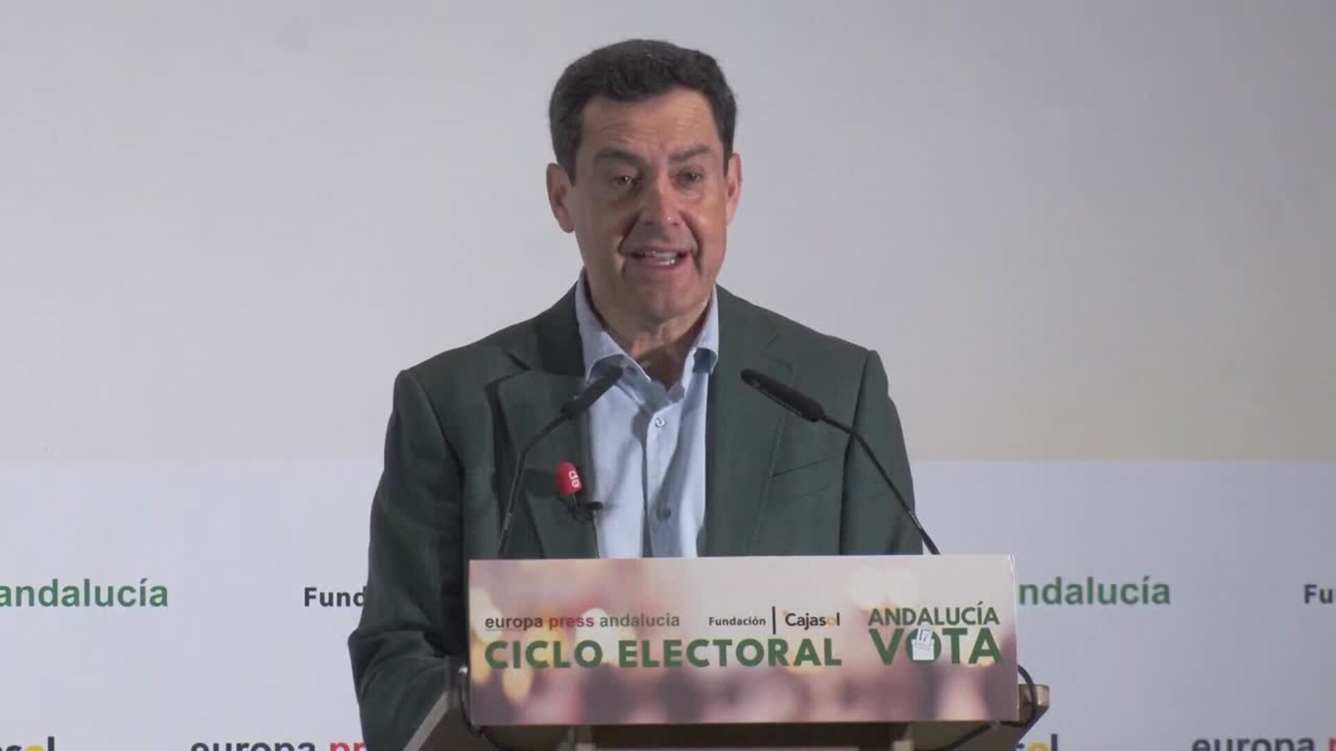 Moreno promete una Ley de Empresa Familiar y extender al segundo año cuota cero para autónomos