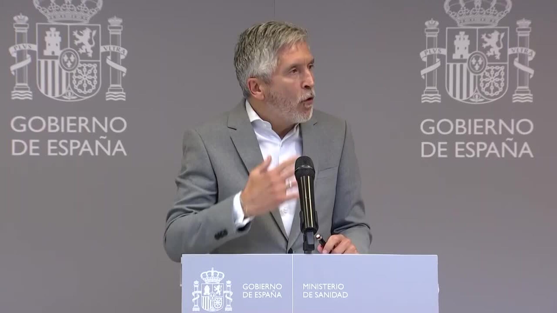 Marlaska asegura que el barco estará en aguas españolas el tiempo "imprescindible"