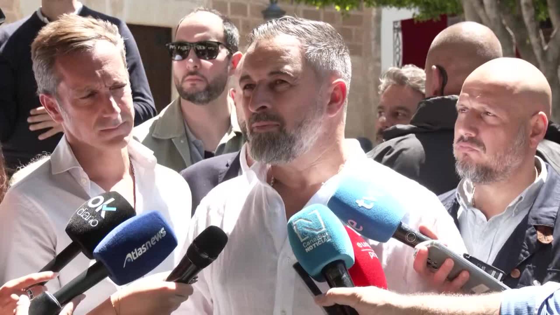 Abascal minimiza el gesto de Yamal con la bandera palestina: "Tiene poca relevancia"