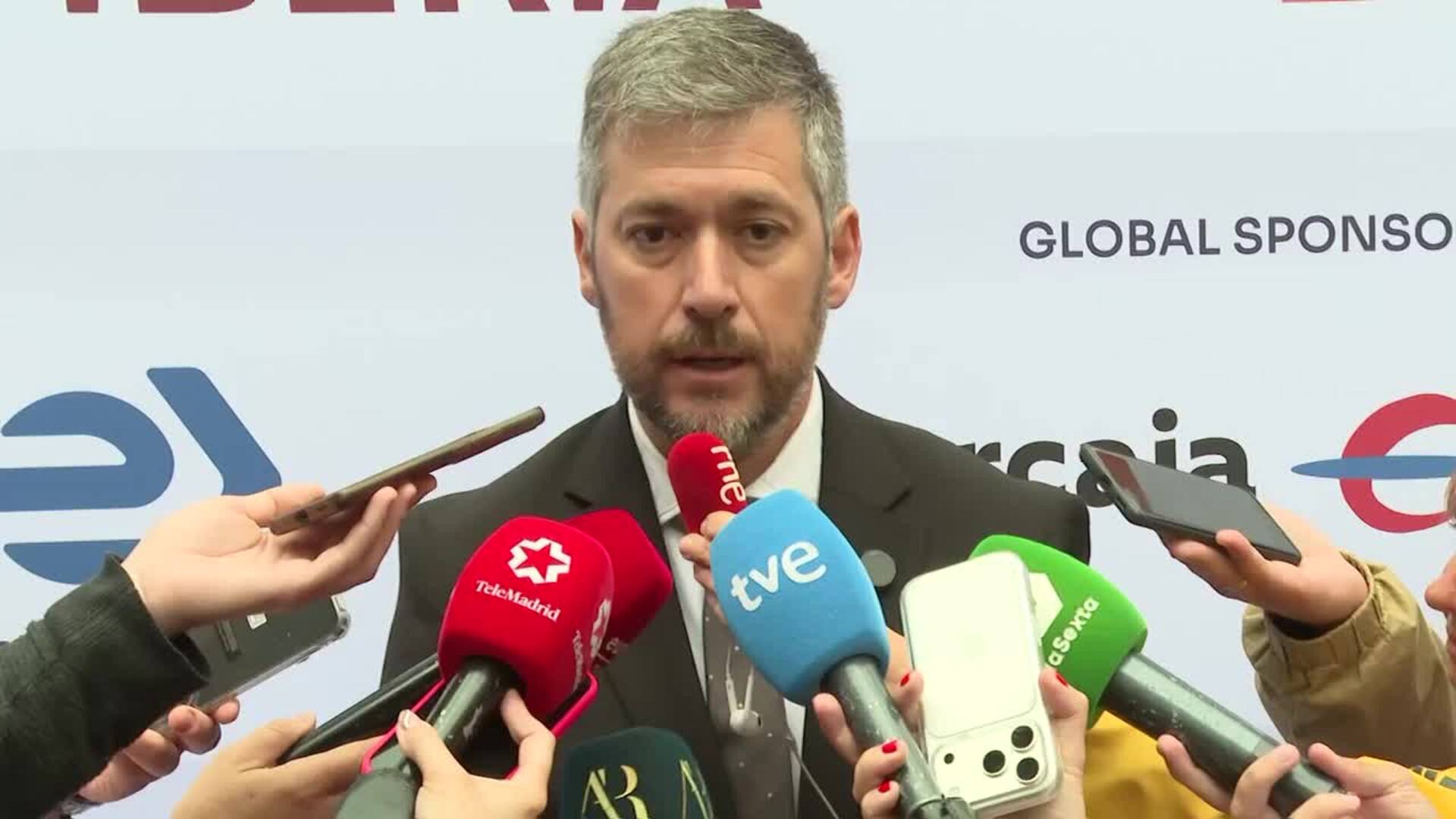 Comunidad de Madrid acusa al Gobierno de "alentar" el "boicot" contra Ayuso en México