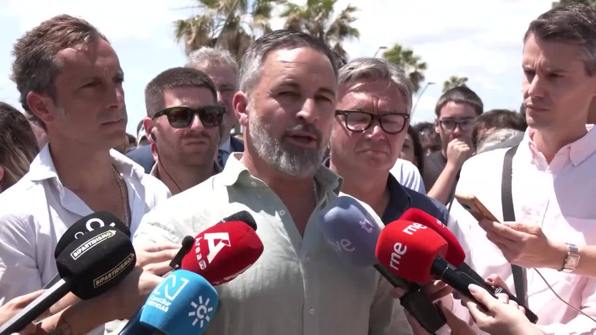 Abascal asegura que "no entregaran gratis o malbaratarán" la confianza de los andaluces