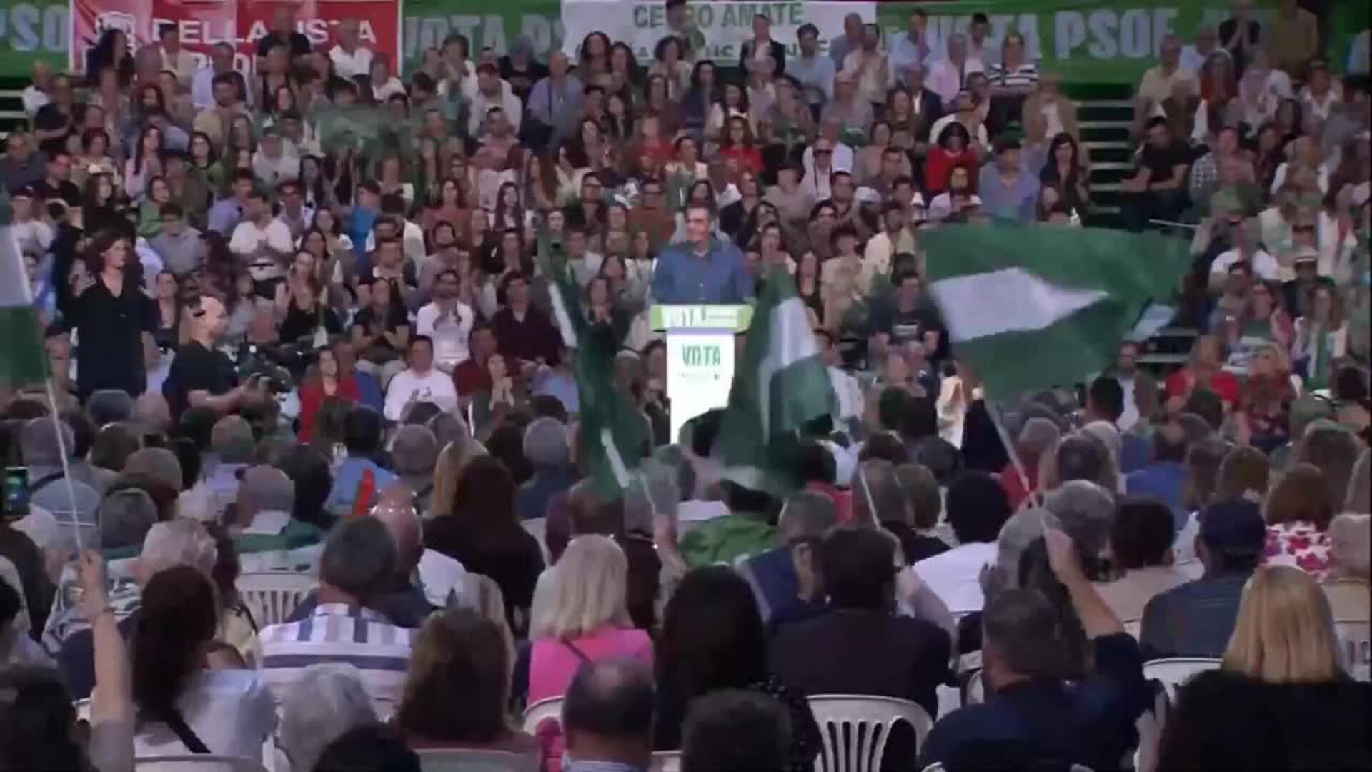 Sánchez respalda a Montero como futura presidenta andaluza en el cierre de campaña del 17M
