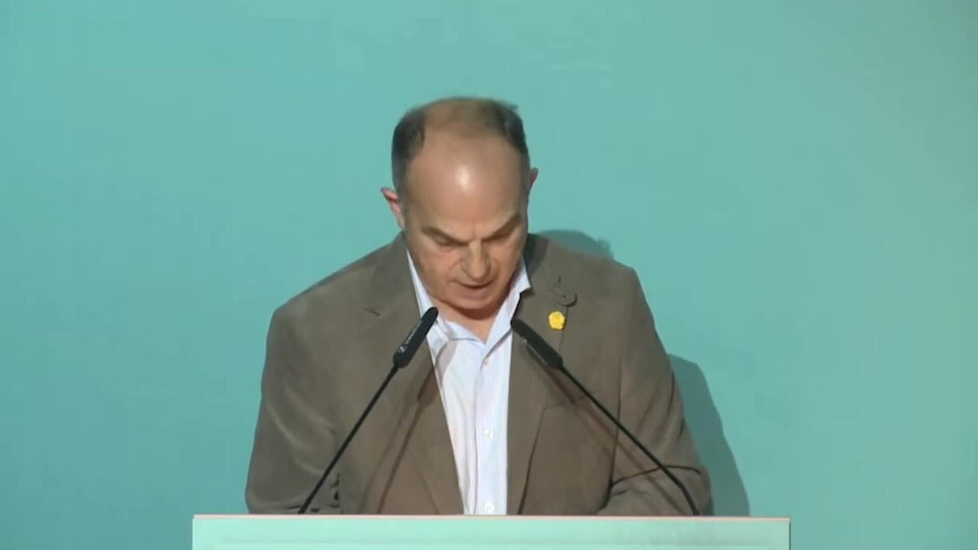 Turull propone un "acuerdo de país" en educación ante el conflicto entre docentes y Govern