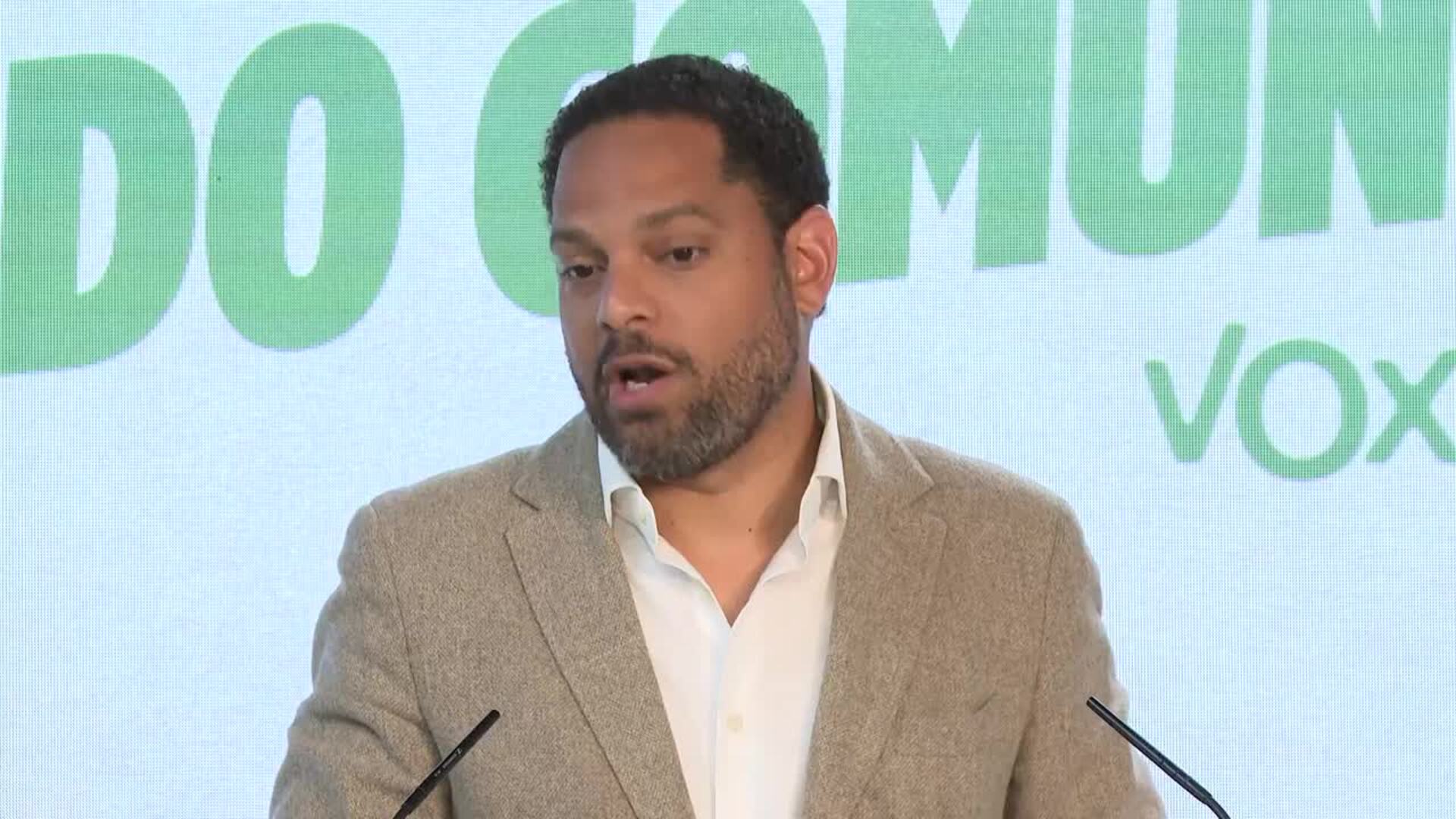 Vox no aclara si pedirá entrar en el gobierno de Andalucía, pero afirma que será "decisivo"