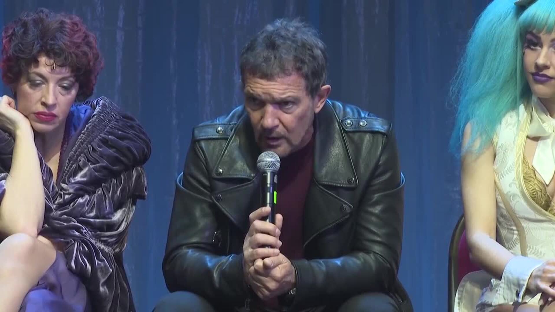 Antonio Banderas publica un comunicado negando los rumores de crisis económica